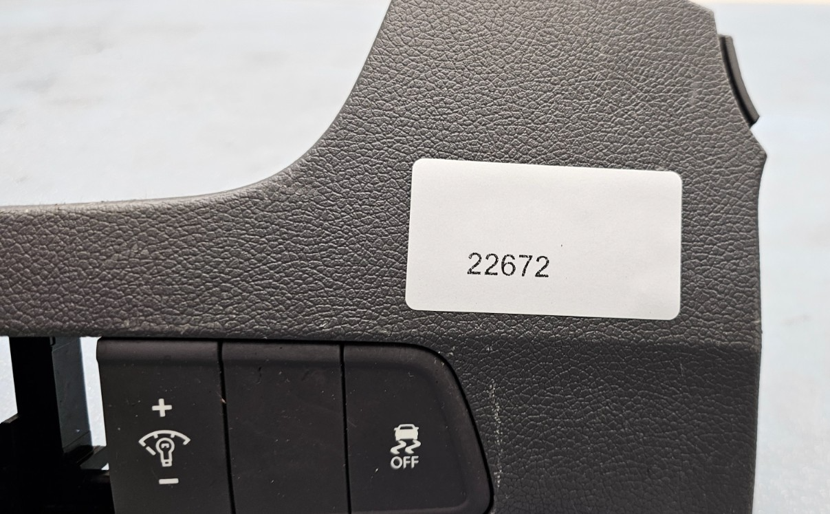 🔥11-13 HYUNDAI ELANTRA ACTIVE ECO/DIMMER/TRACTION SWITCH PANEL CRASH PAD GRAY