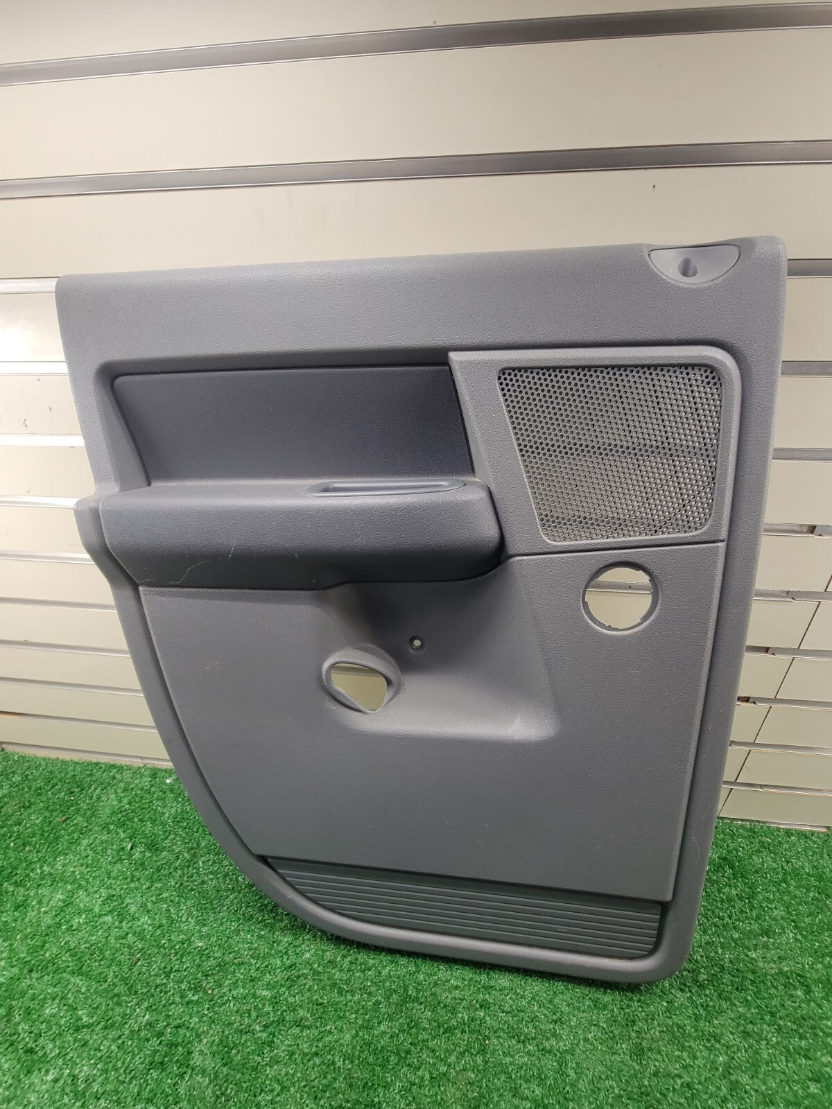 🔥2006-2009 Dodge Ram 2500 Left LH REAR Driver  DOOR PANEL gray