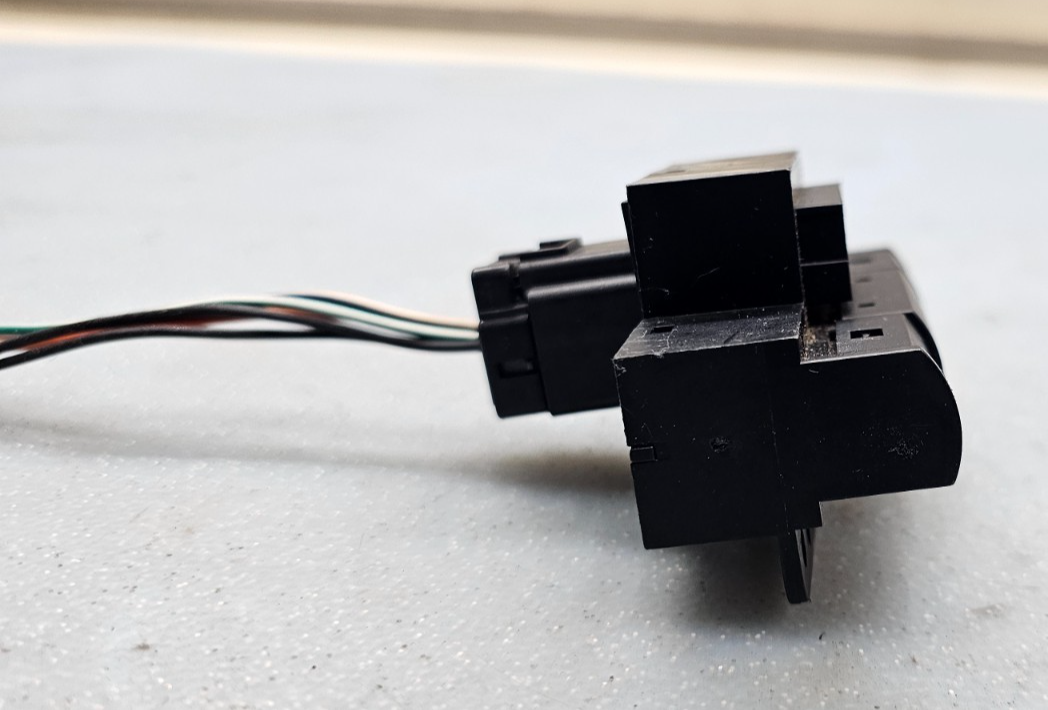🔥05-10 Chrysler 300 Grand Caravan Hazard Warning Light Control Switch Black OEM