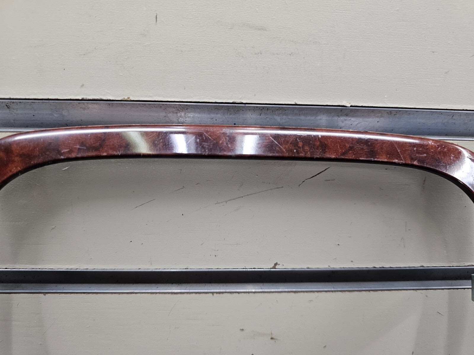 06-13 Chevy Impala Center Dash AM FM Radio Stereo Trim Panel Bezel Woodgrain OEM