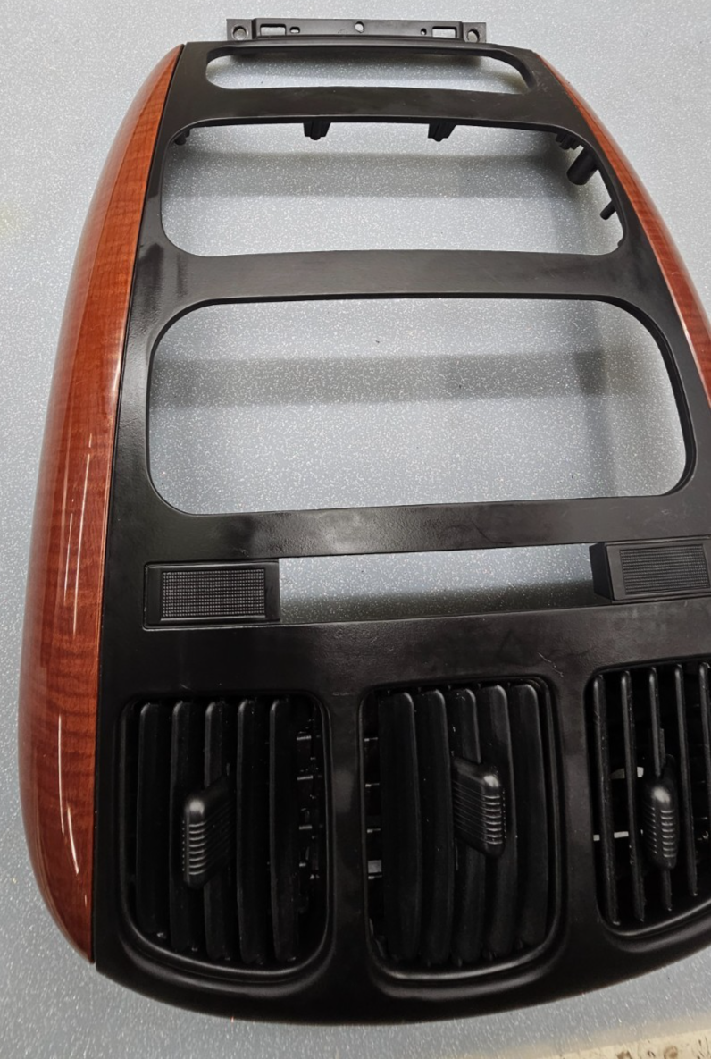 🔥01-07 Caravan Town Country Dash Radio Stereo Climate Panel Bezel Black/Wood
