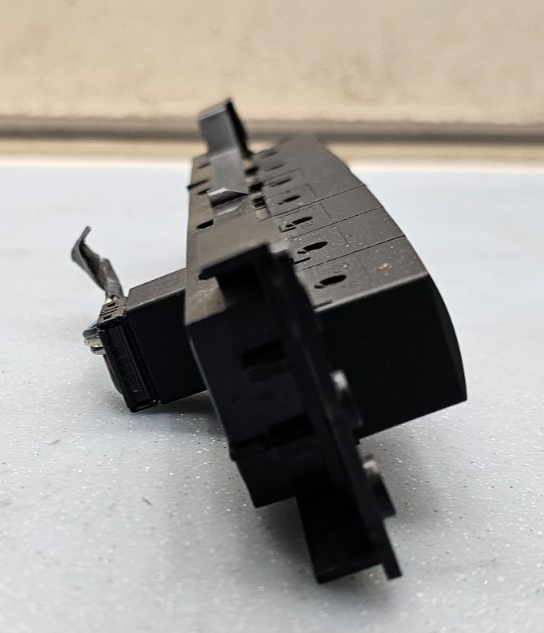 🔥08-10 JEEP COMMANDER HAZARD EMERGENCY FLASHER ESP CONTROL SWITCH ASSEMBLY OEM