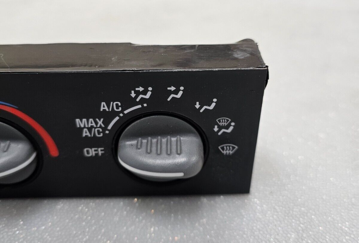 96-05 Chevy Astro Safari Dash AC Heater Temperature Climate Control Unit Defrost