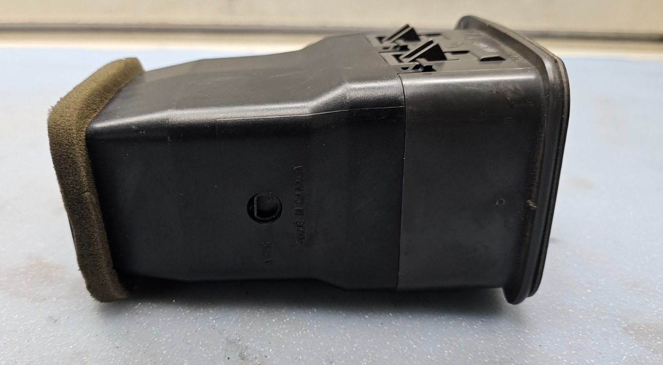 🔥99-06 Silverado Sierra Right Passenger Dash A/C HVAC AC Heater Air Vent Tan