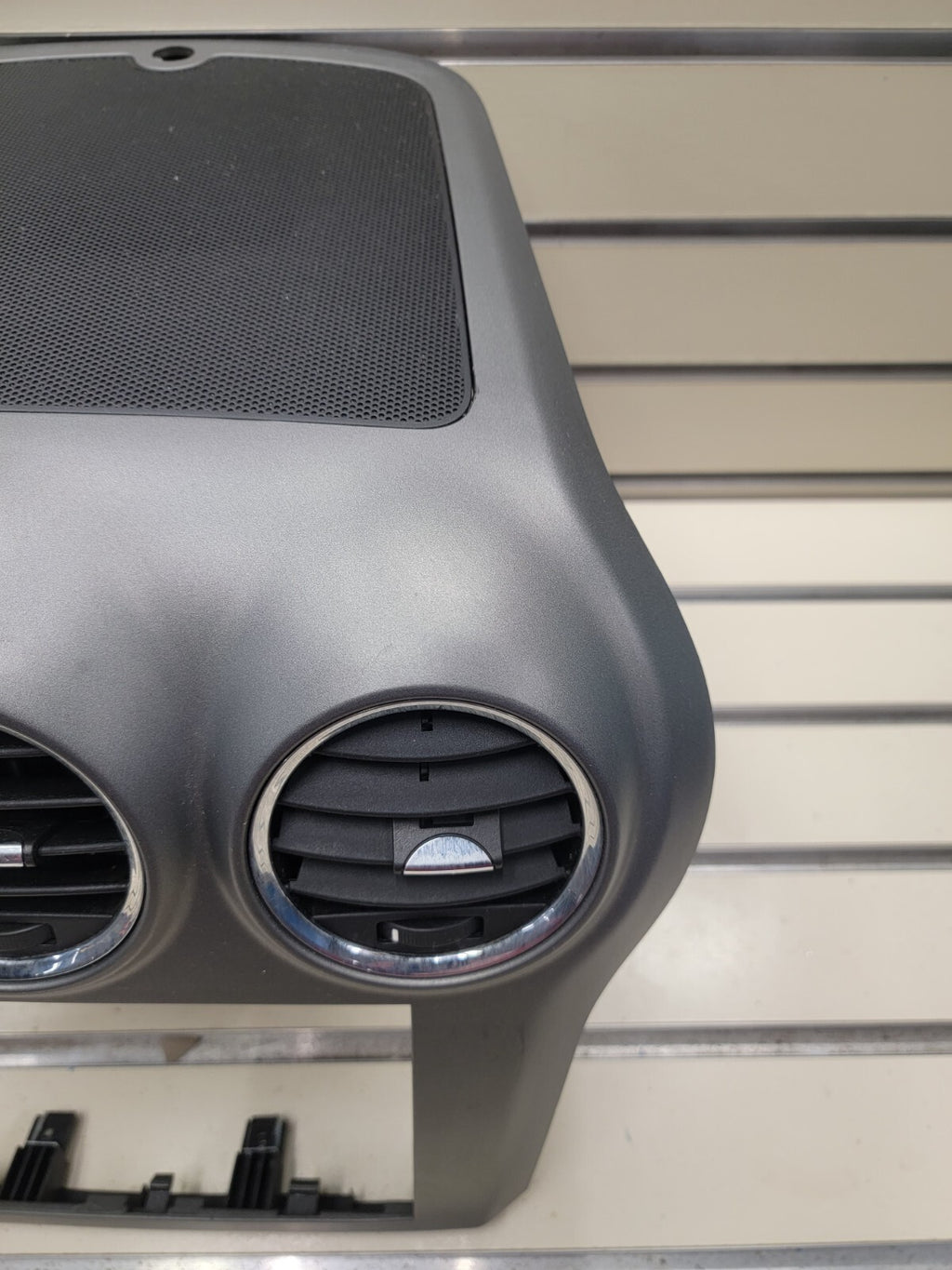 🔥08-10 Saturn Vue Center Dash Radio Stereo Bezel Trim With Vents OEM Gray B31