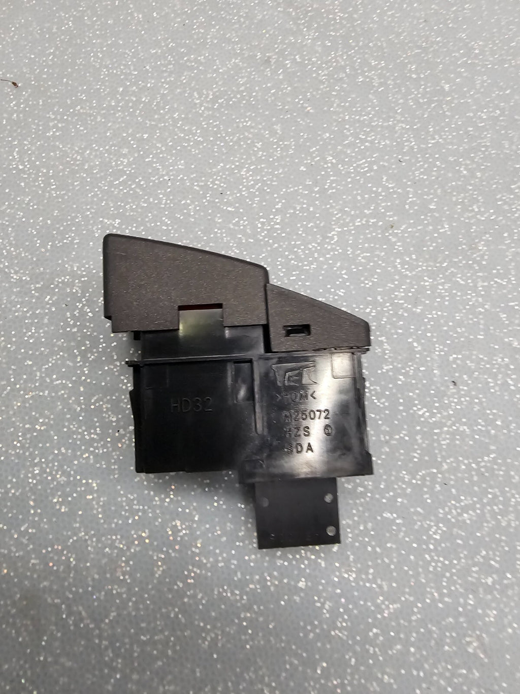 🔥03-07 Honda Accord Warning Hazard Light Switch Control Power black SW47