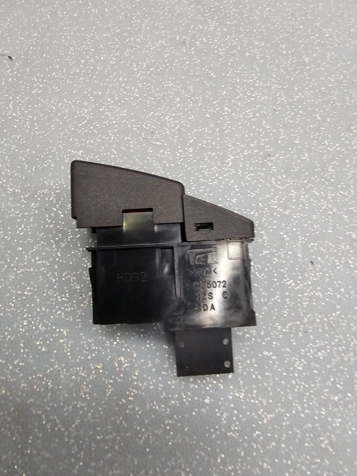 🔥03-07 Honda Accord Warning Hazard Light Switch Control Power black SW47
