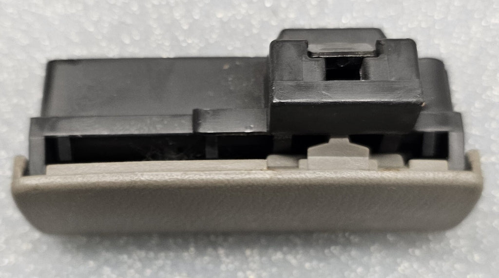 95-06 Nissan Sentra 95-98 200SX 240SX Glove Box Compartment Lock Latch Assembly
