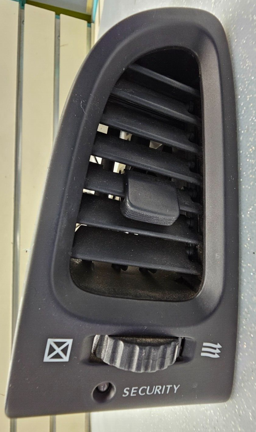 🔥2001-2004 NISSAN PATHFINDER DASH LEFT A/C AIR VENT HEATER FILTER CONDITIONER
