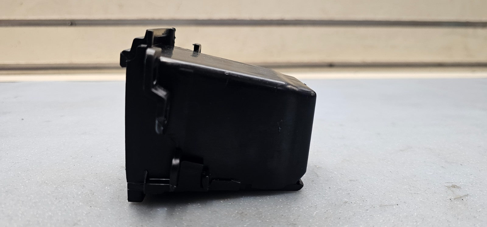 🔥06-09 Dodge Ram 1500 2500 Radio Dash Bezel Cubby Storage Compartment Black