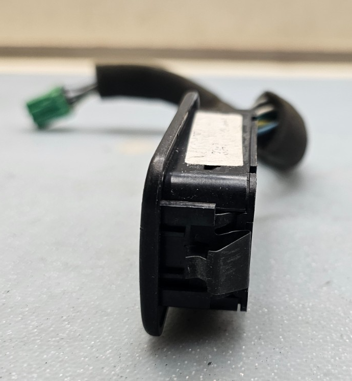 🔥2003-2007 HUMMER H2 FRONT RIGHT PASSENGER SIDE DOOR SEAT HEAT HEATER SWITCH