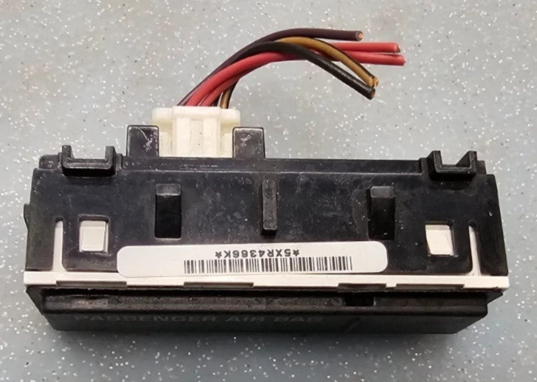 🔥06-24 Acadia Savana Inflatable Restraint Instrument Panel Module Indicator