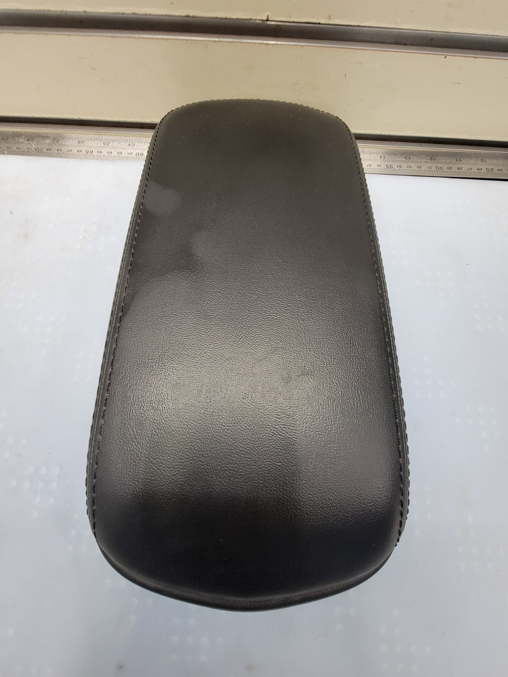 🔥2011-2014 CHRYSLER 200 DODGE AVENGER CENTER CONSOLE LID ARM REST BLACK