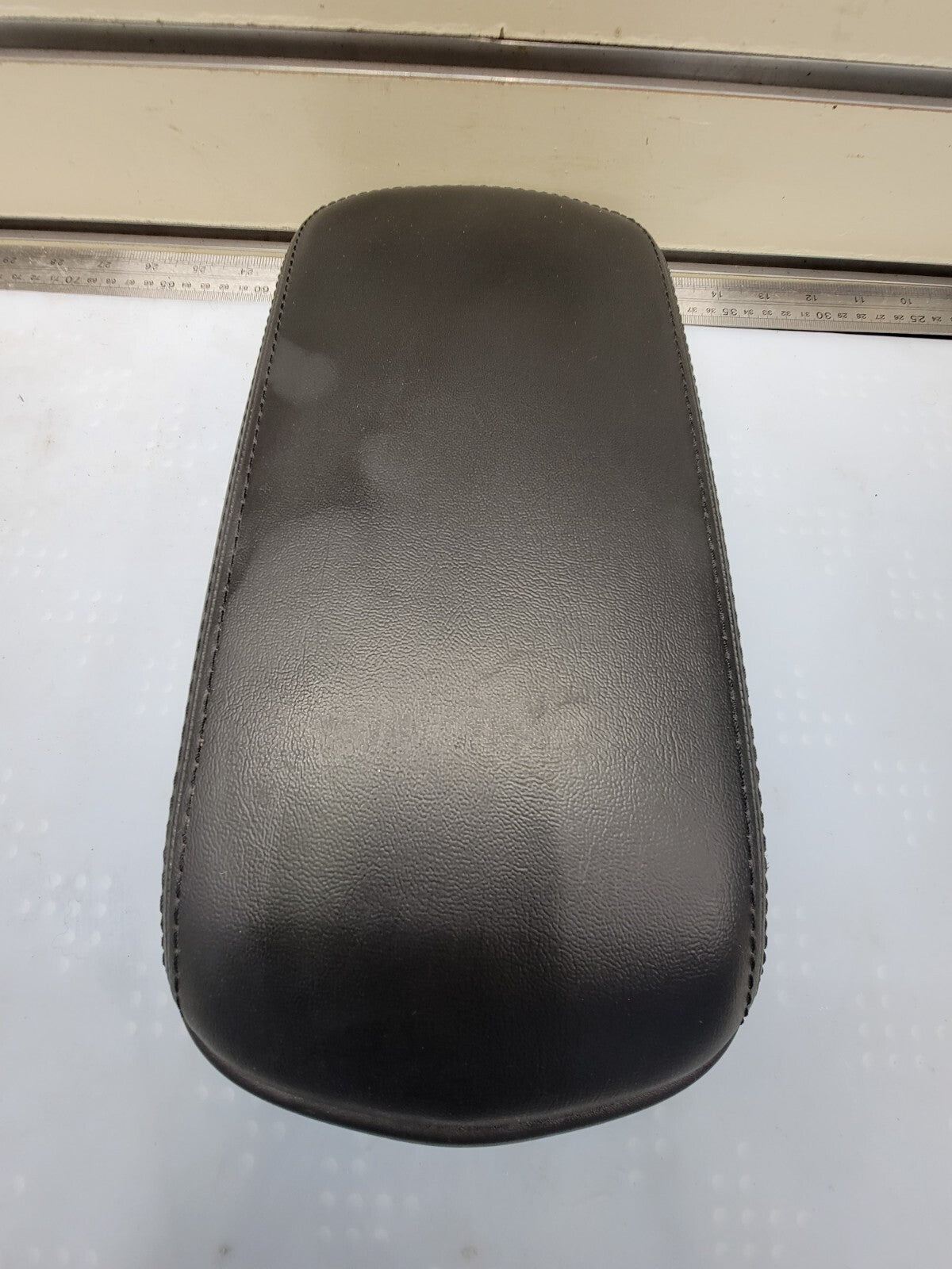 🔥2011-2014 CHRYSLER 200 DODGE AVENGER CENTER CONSOLE LID ARM REST BLACK