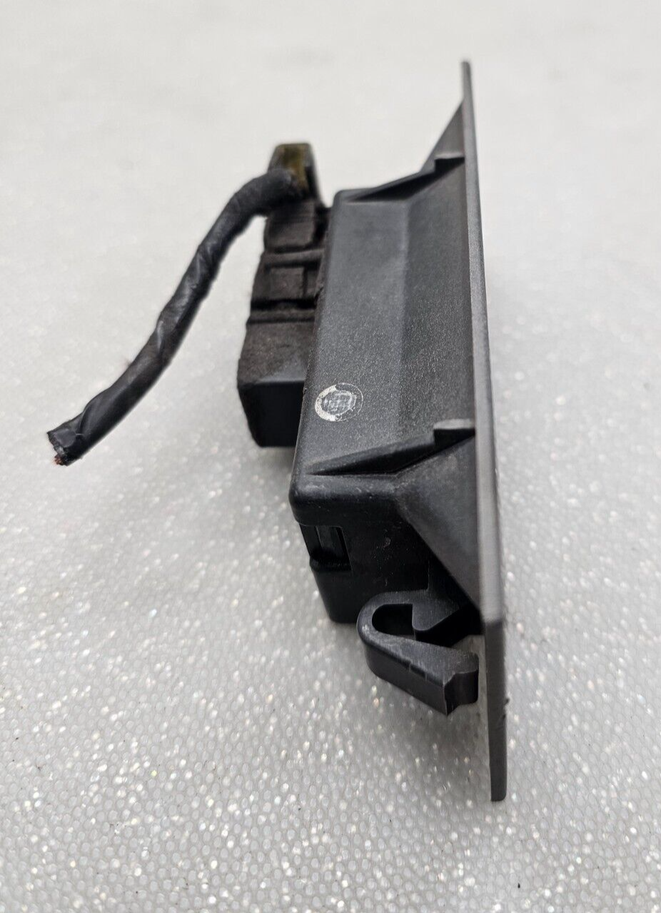 🔥2005-2007 Honda Odyssey license plate light Assembly OEM C102