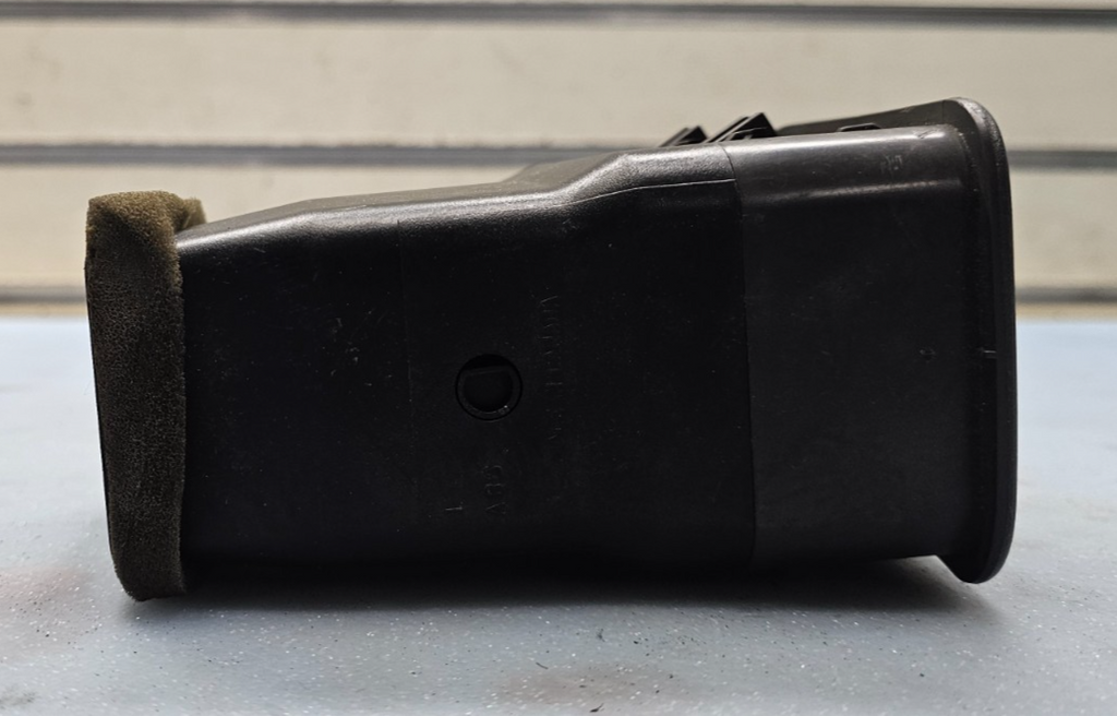 🔥99-06 Silverado Tahoe Dash Right Passenger Air Vent A/C AC HVAC Heater Black
