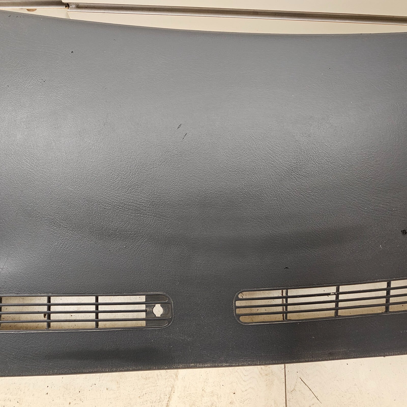 99-06 SILVERADO SIERRA TAHOE Upper Dash Cap Cover Top Dashboard Pad DK GRAY DP1