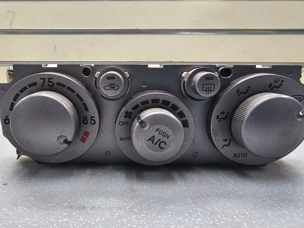 04-05 Mitsubishi Endeavor Dash AC Heater Climate Temperature Control Conditioner