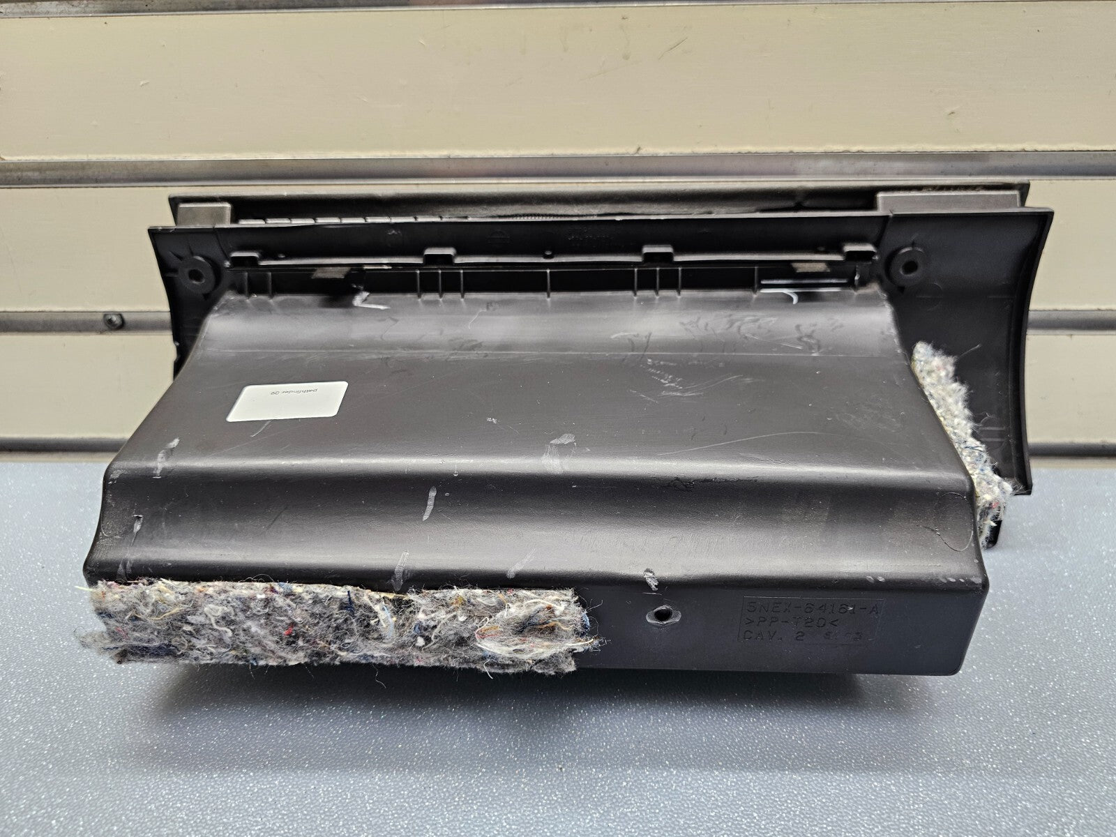 🔥05-12 Pathfinder 05-19 Frontier Upper Glove Box Compartment Assembly Black OEM