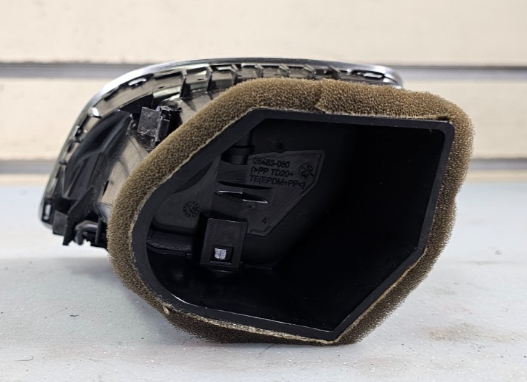 09-12 AUDI A4 Dash Right Passenger AC Air Vent Heater Panel Conditioner Silver