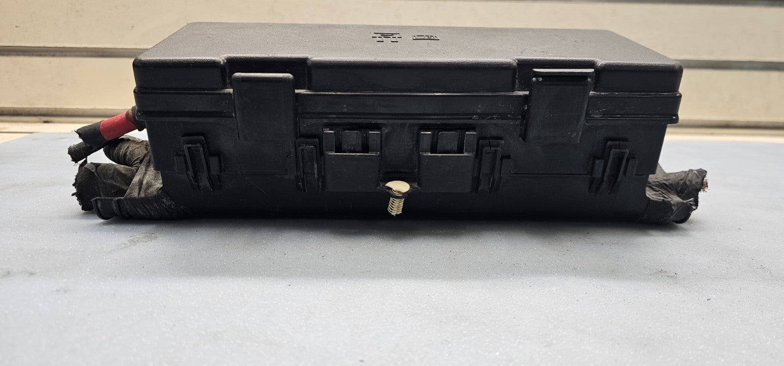 🔥11-14 Ford F150 Engine Fuse Relay Box Junction Block Control Integrated Module
