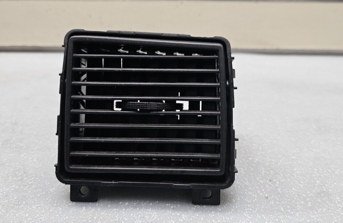 🔥05-07 Dodge Charger Magnum Dash Right Passenger AC Air Vent Heater Filter OEM