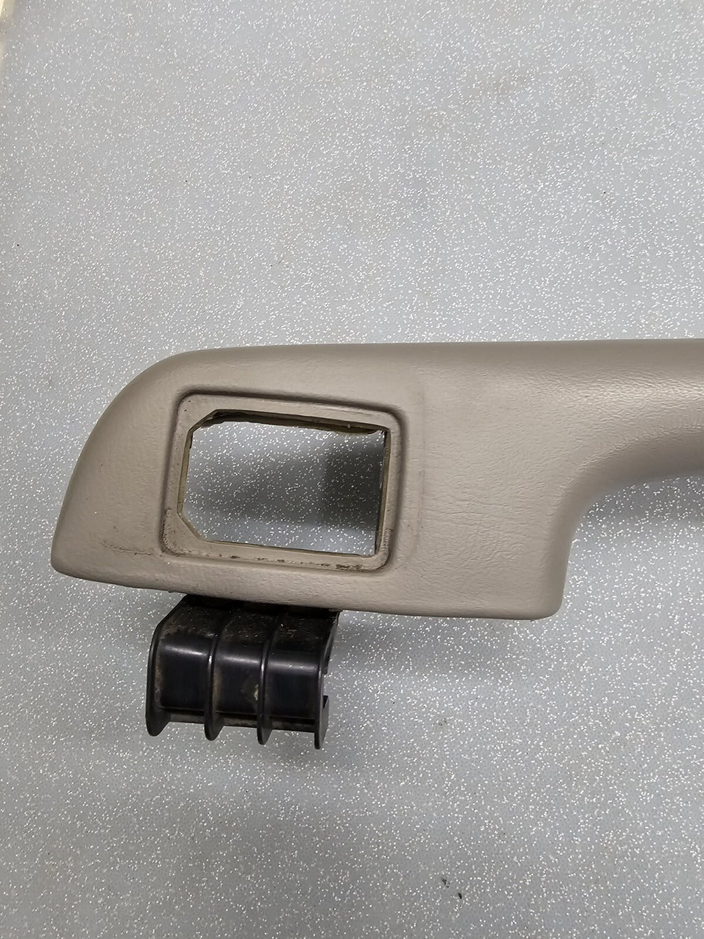 🔥99-06 Silverado SIERRA TAHOE Door Panel ARMREST Rear LEFT Handle LIGHT GRAY H3