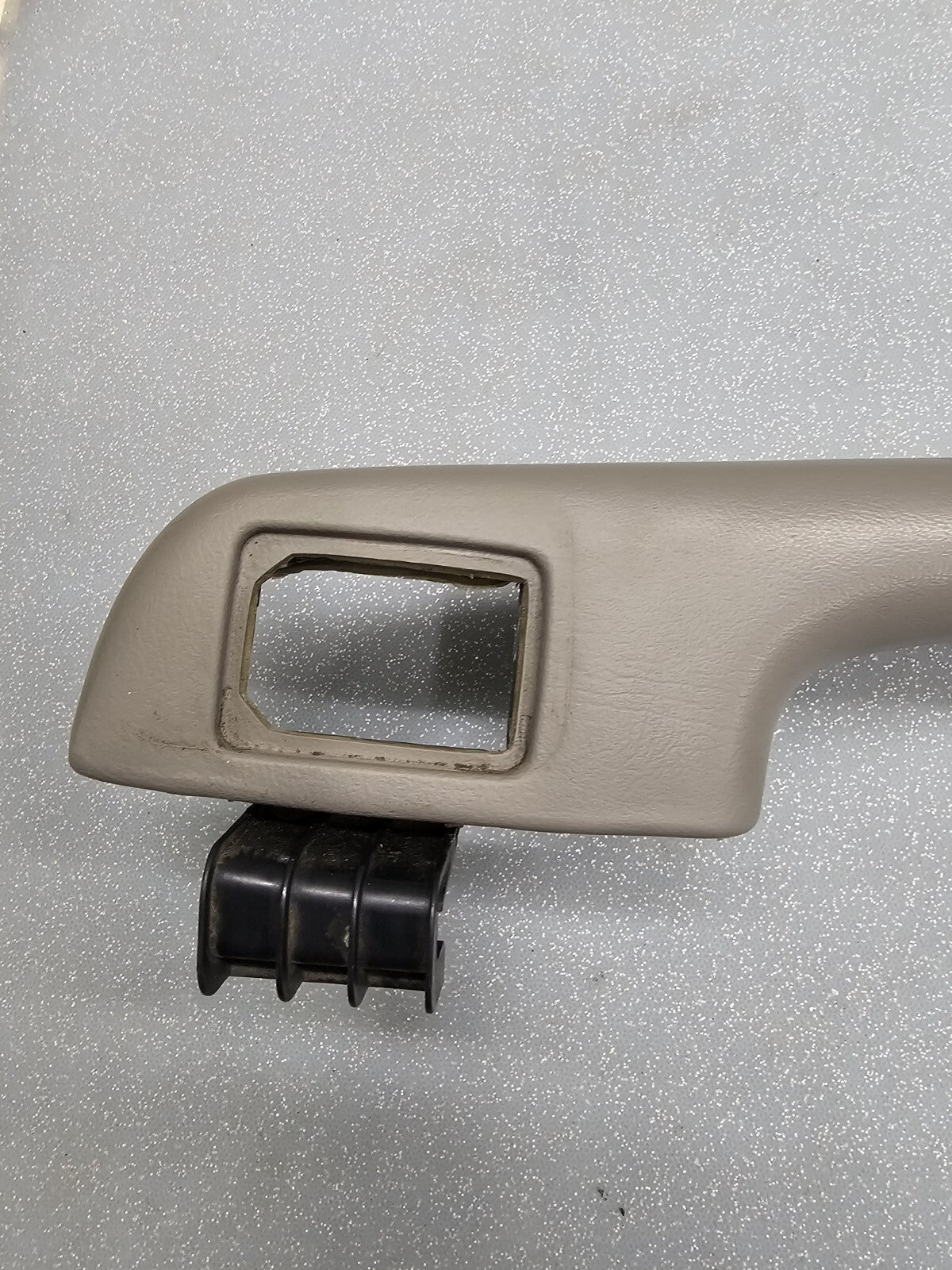 🔥99-06 Silverado SIERRA TAHOE Door Panel ARMREST Rear LEFT Handle LIGHT GRAY H3