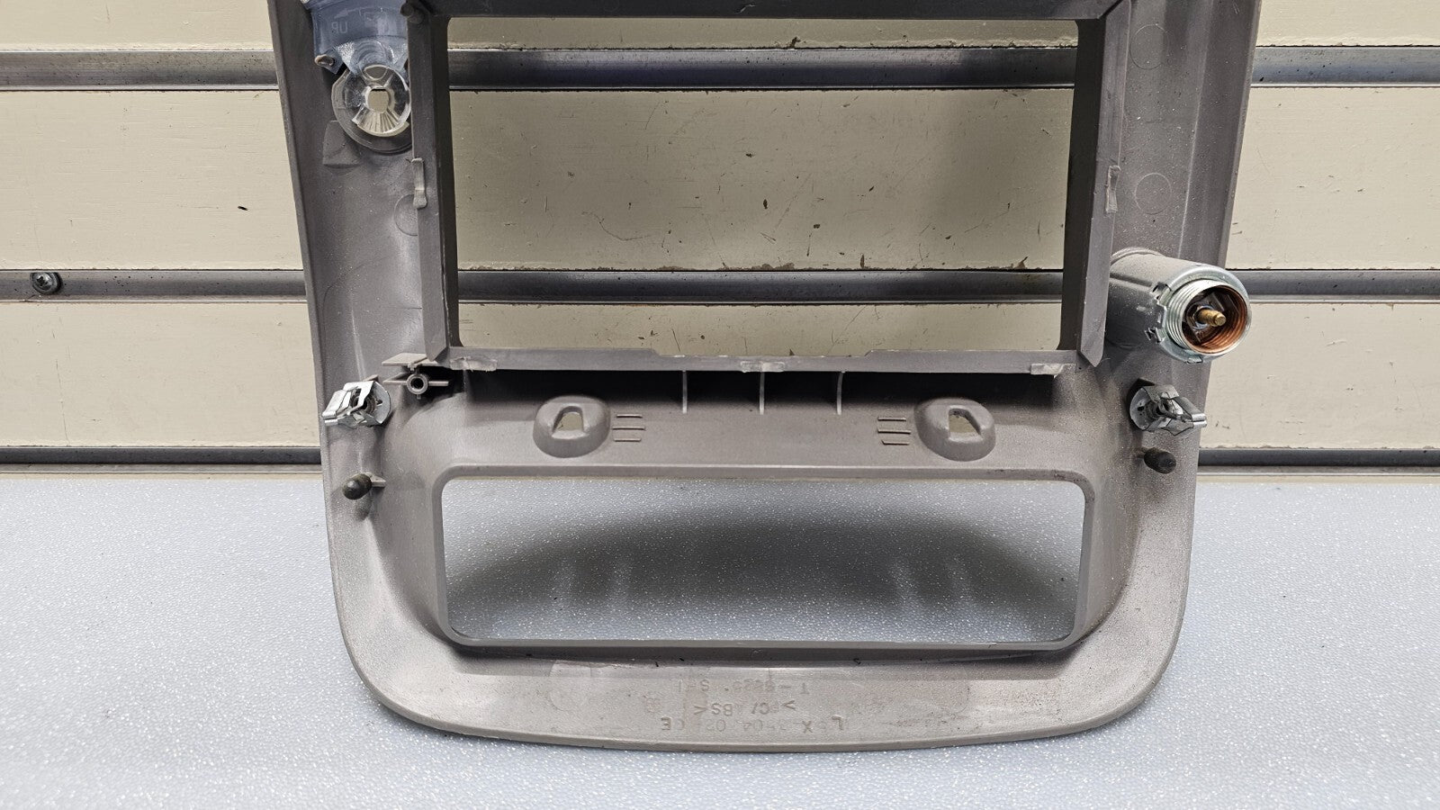 95-10 Ford Ranger EXPLORER Center Dash Radio Trim Surround Bezel Trim SILVER B2