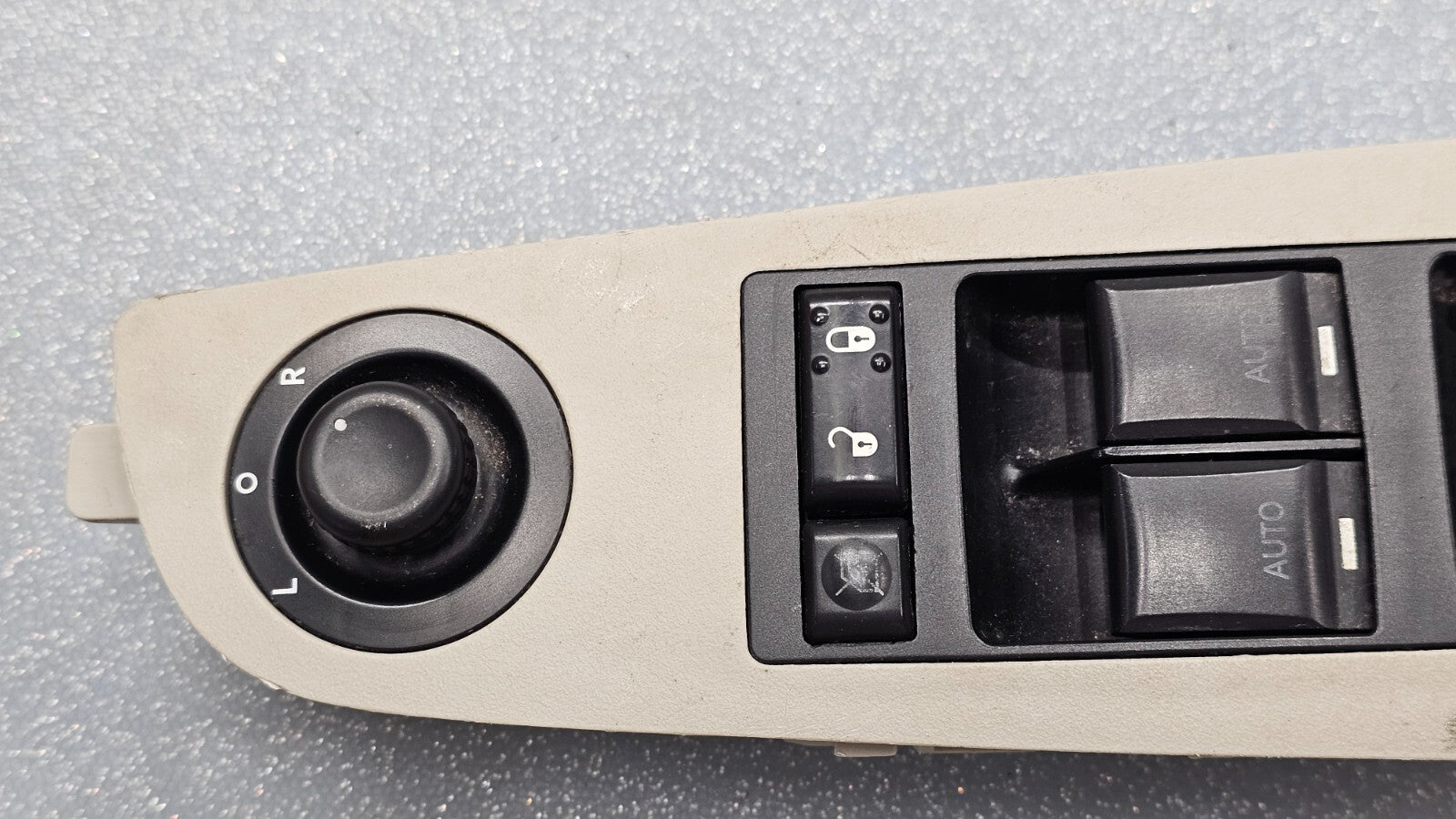 🔥07-14 Charger Dakota Chrysler 200 Left Driver Master Window Switch Lock Tan