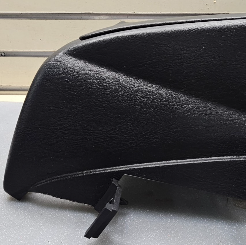 🔥00-05 CADILLAC DEVILLE FRONT ASH TRAY CENTER STORAGE CONSOLE OEM