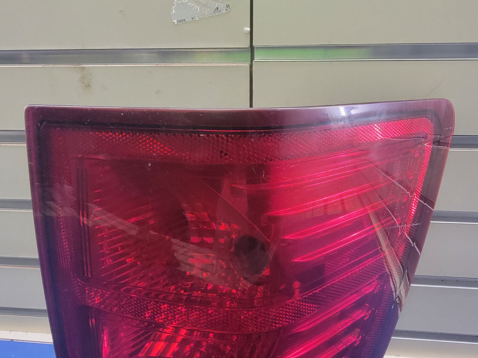 07-10 Jeep Grand Cherokee Tail light Right Passenger Side Assembly Chrome