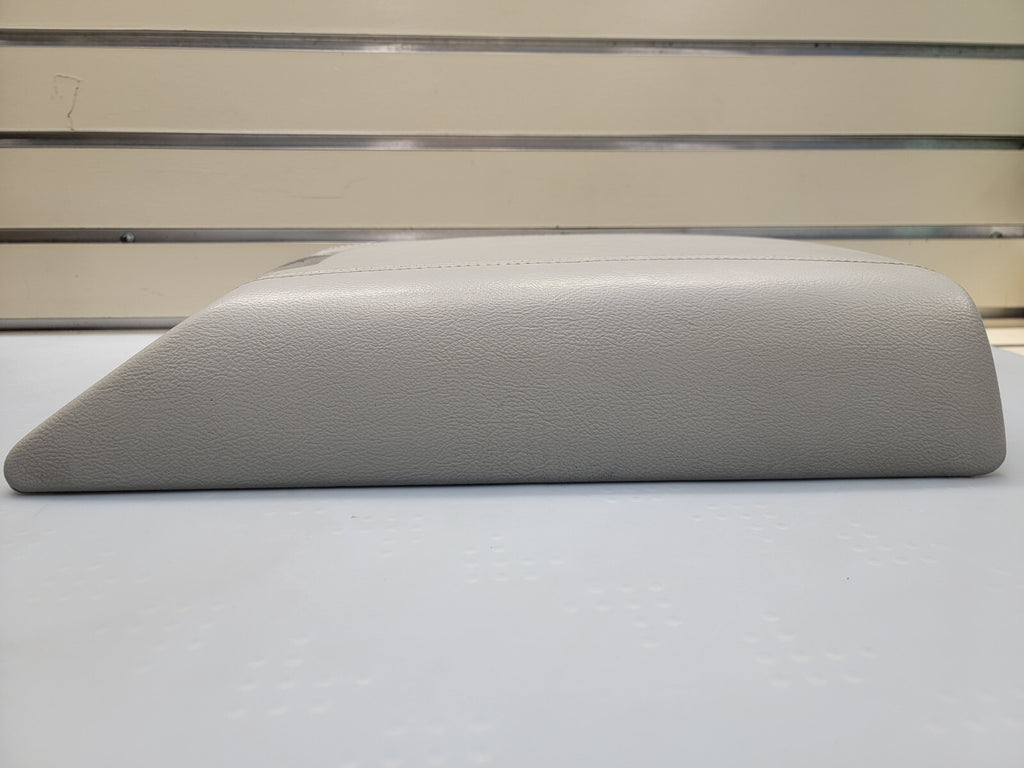 2003 - 2006 Lincoln Navigator Center Console Lid Armrest Dove Leather TAN L18