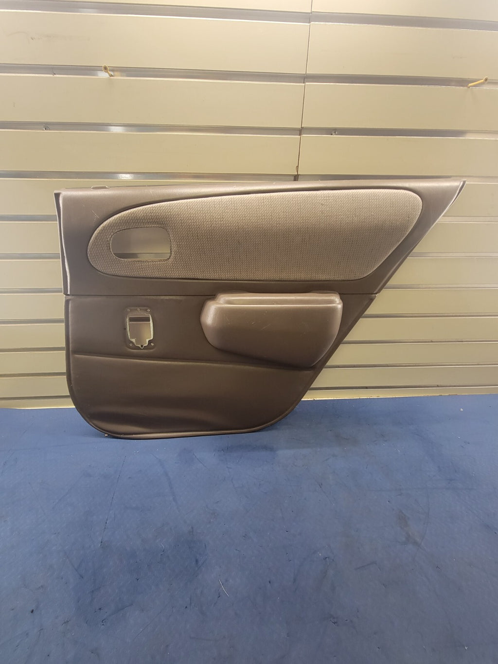 🔥93-97 Toyota Corolla Passenger Right Rear Door Panel OEM dark Tan/Tan Cloth