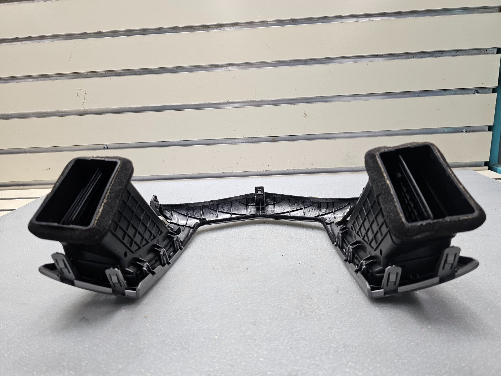 🔥11-15 Chevy Cruze Center Dash Center Radio Surround Bezel Trim Panel Silver