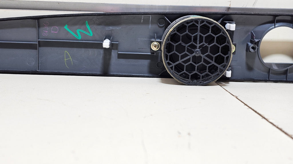 🔥03-06 MITSUBISHI OUTLANDER CARBON FIBER UPPER DASH VENT CLOCK BEZEL TRIM OEM