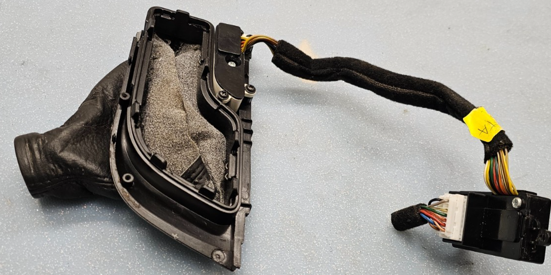 🔥11-14 HYUNDAI SONATA GEAR SELECTOR SHIFTER SHIFT BEZEL TRIM PANEL BLACK