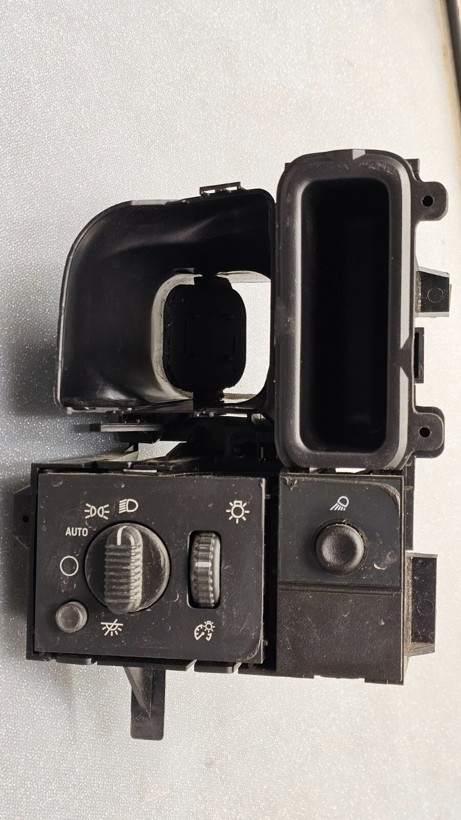 🔥99-06 Chevy Silverado Sierra Headlight Switch left Driver Air Vent Black HS19