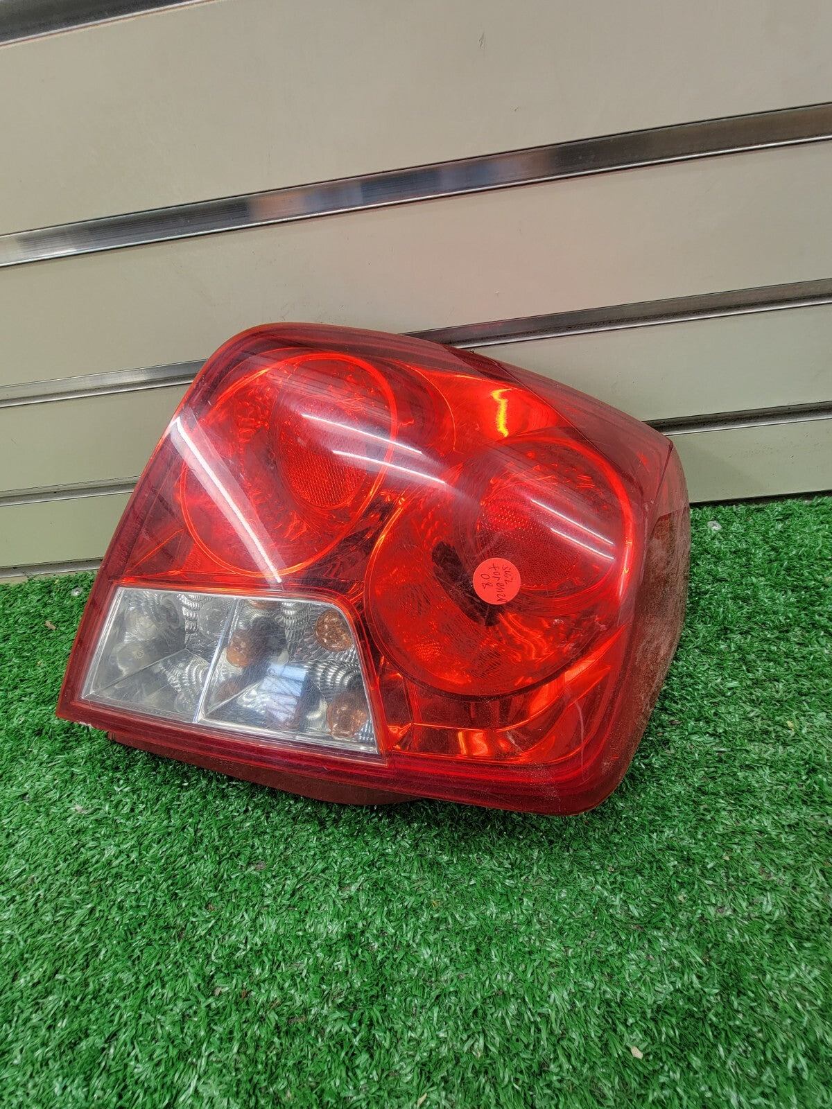 🔥2004-2008 Suzuki Forenza Right Passenger Tail Light Lamp Assembly Chrome OEM