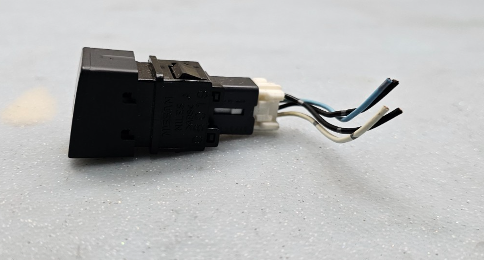 🔥13-19 Nissan Sentra Dash Hazard Emergency Flasher Warning Switch Assembly