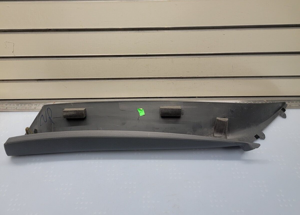 🔥99-06 SILVERADO SIERRA Roof Molding A PILLAR Trim RIGHT Passenger GRAPHITE P3