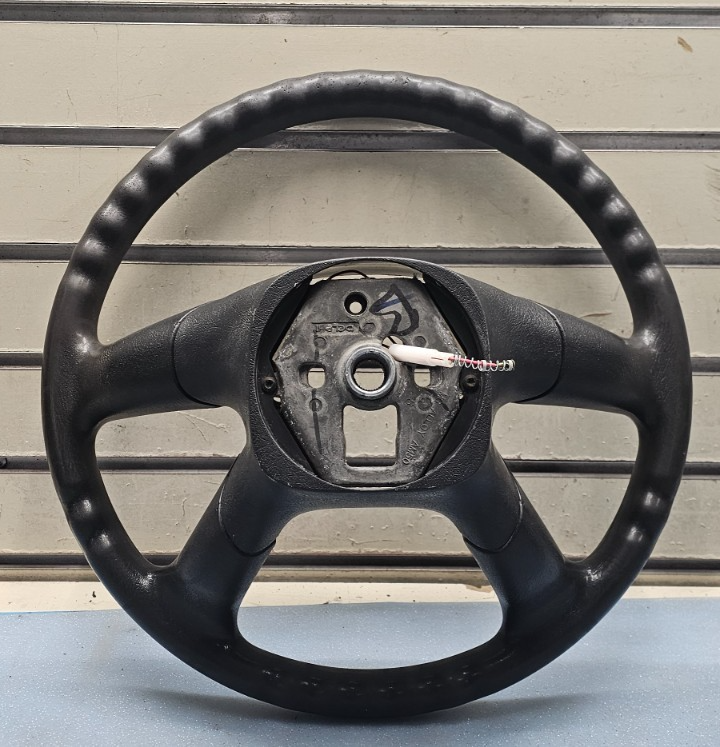 🔥03-06 SILVERADO SIERRA YUKON TAHOE SUBURBAN STEERING WHEEL LEATHER BLACK