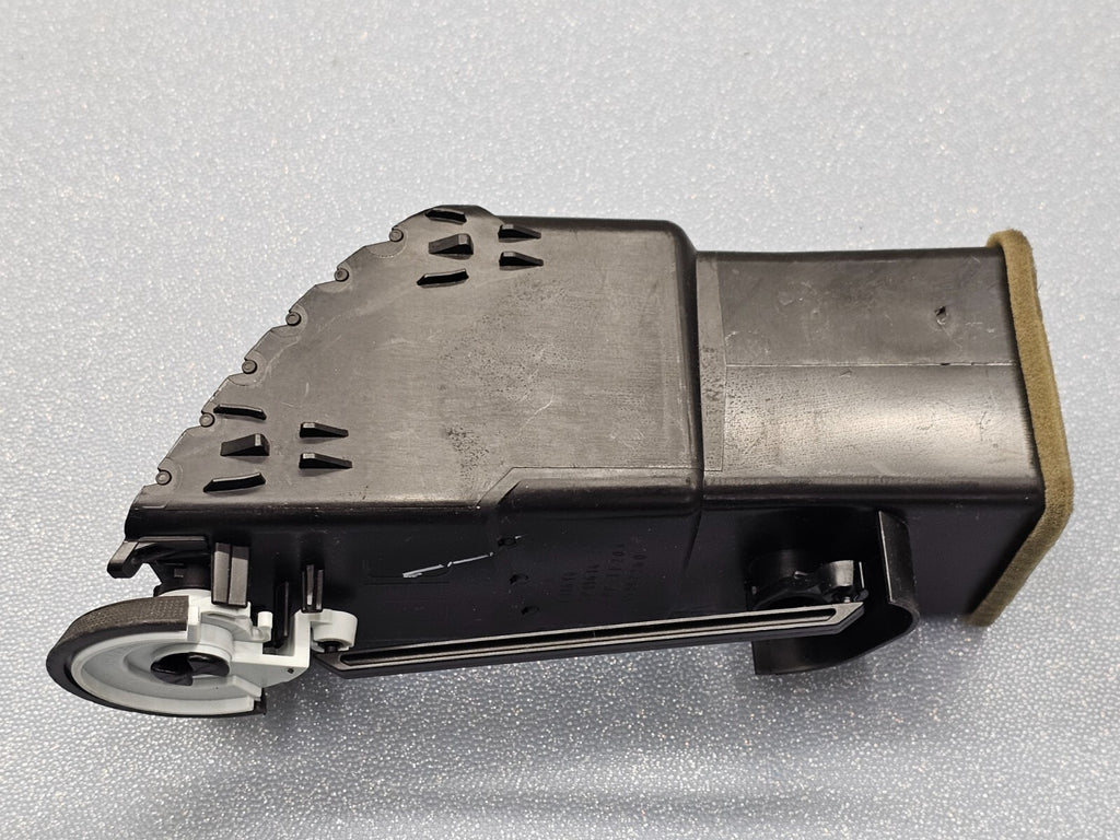 🔥07-13 Escalade Dash Center Left Driver Heater AC Air Duct Vent Conditioning