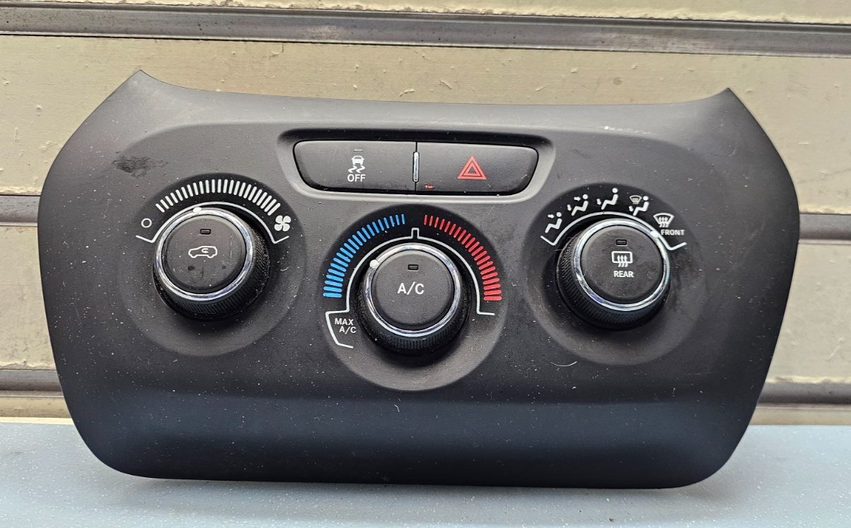 🔥15-18 Jeep Cherokee Dash AC HVAC A/C Heater Climate Temperature Control Black