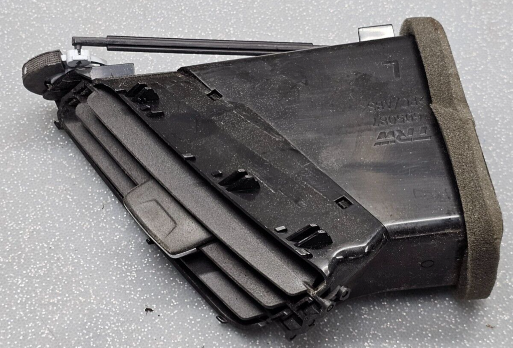 🔥08-13 Cadillac CTS Dash LEFT DRIVER Air Vent Heater Conditioning Black VT24