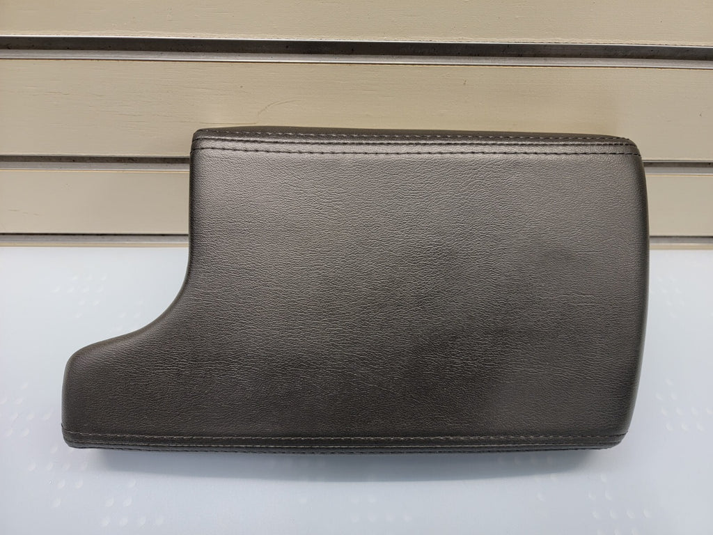 🔥04-08 PONTIAC GRAND PRIX Center Console Armrest Storage Cover Lid BLACK L10