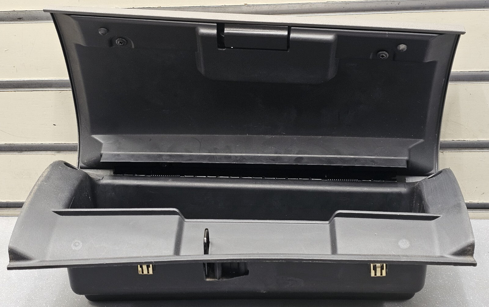 🔥07-13 Silverado SIERRA Dash UPPER GLOVE BOX Storage Compartment Door Tan OEM