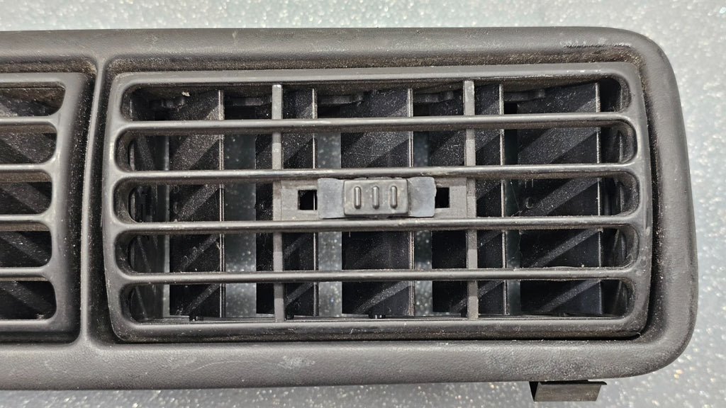 🔥96-18 EXPRESS SAVANNA 94-97 Sonoma Center Dash A/C HVAC Air Vent Heater Panel