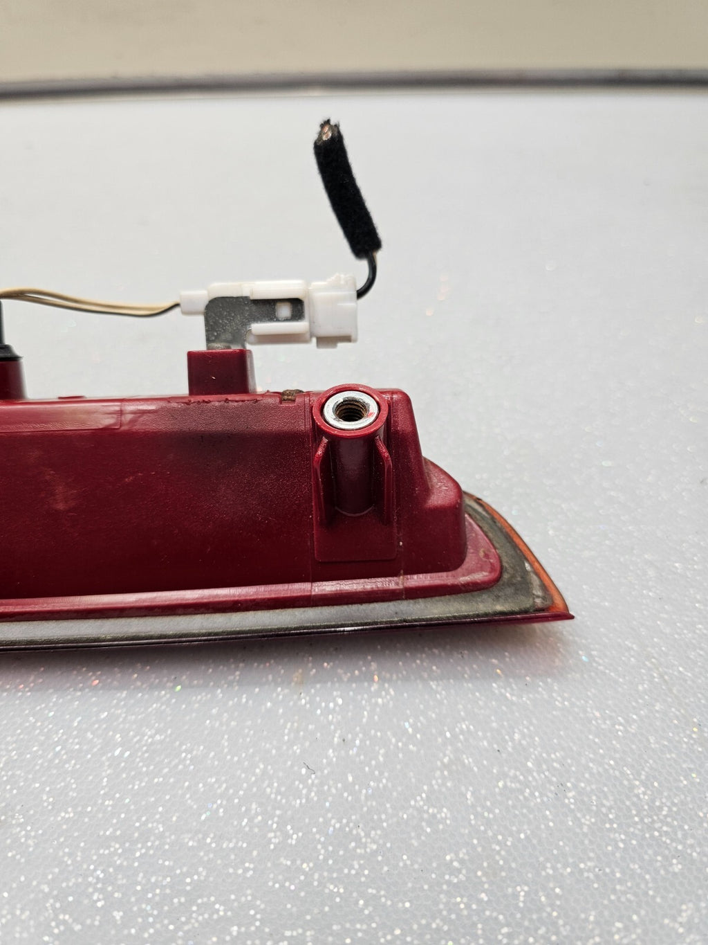 🔥2006-2014 KIA SEDONA HIGH MOUNT THIRD BRAKE LIGHT TAIL LIGHT STOP LAMP LED