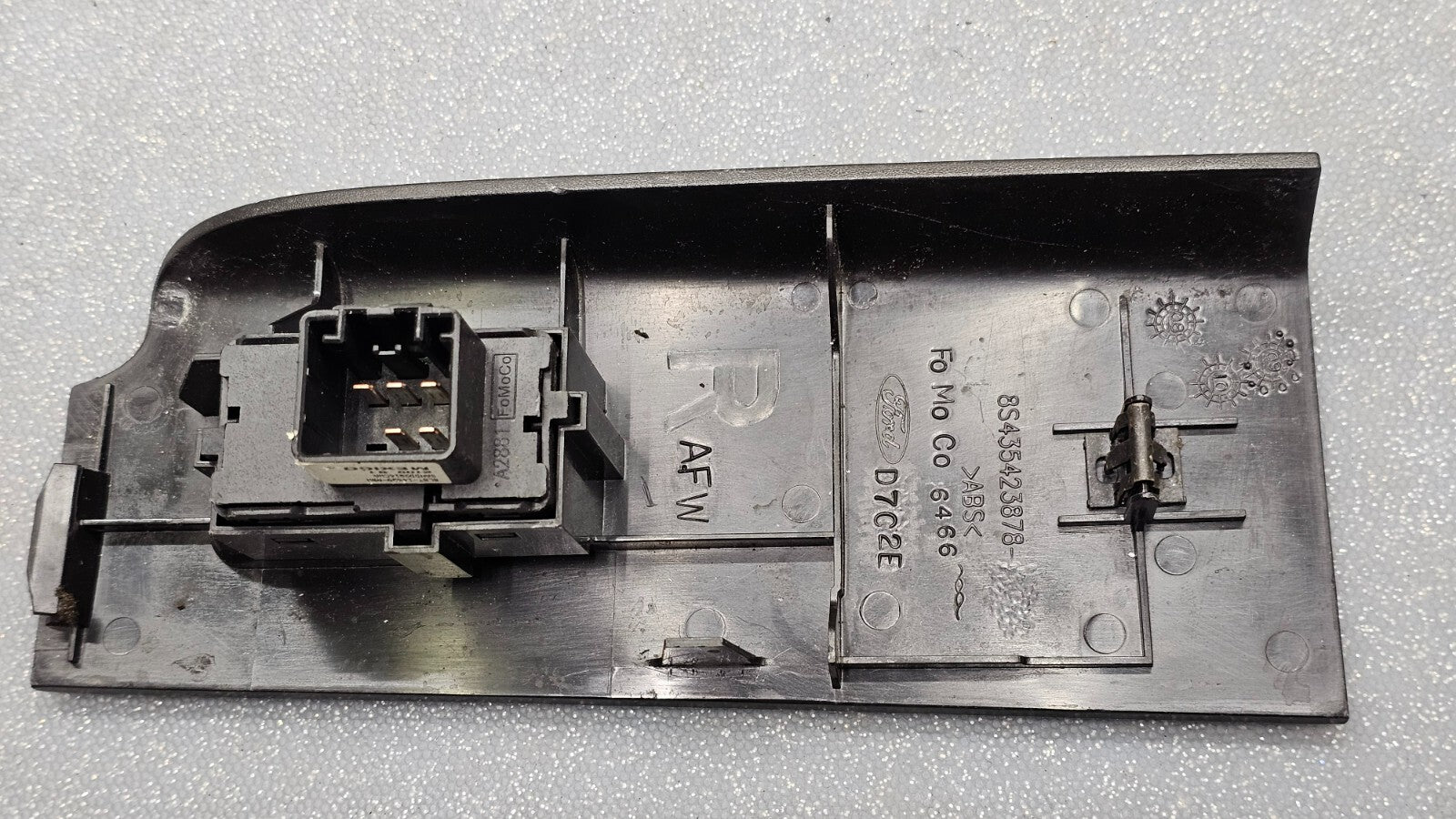 08-12 Escape Focus Front Right Passenger window Door Power Switch lock Black